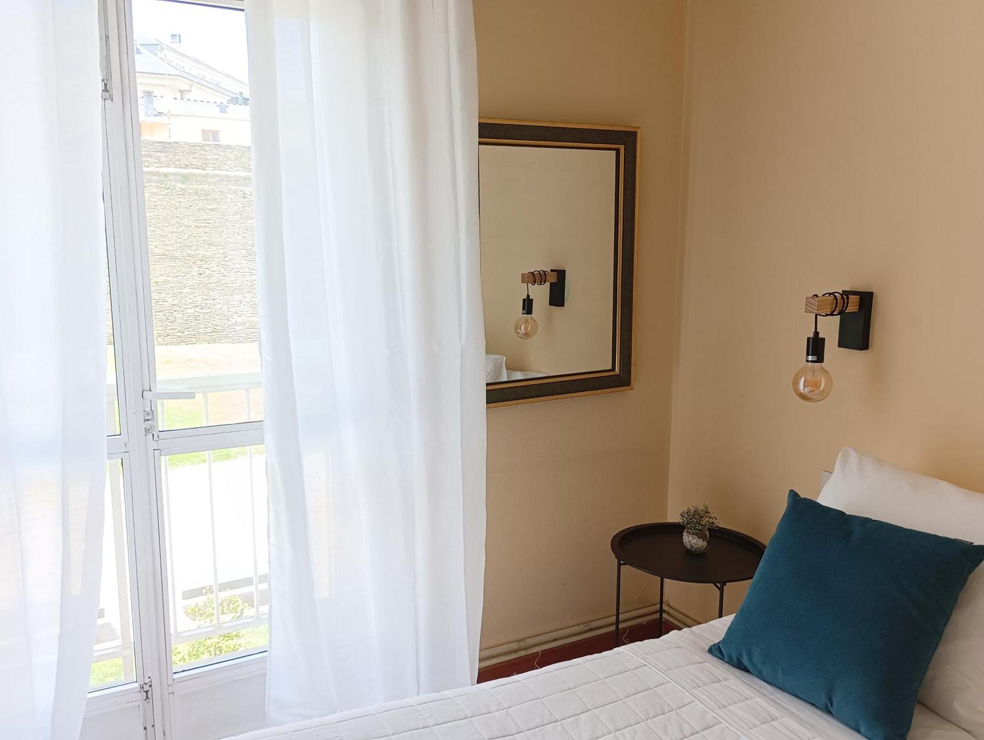 Hostal Pension Mar De Plata Lugo Esterno foto